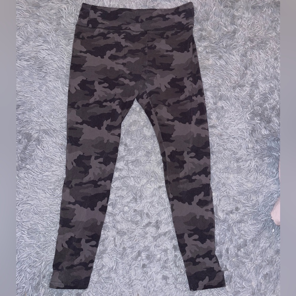 Wild Fable Camo Leggings